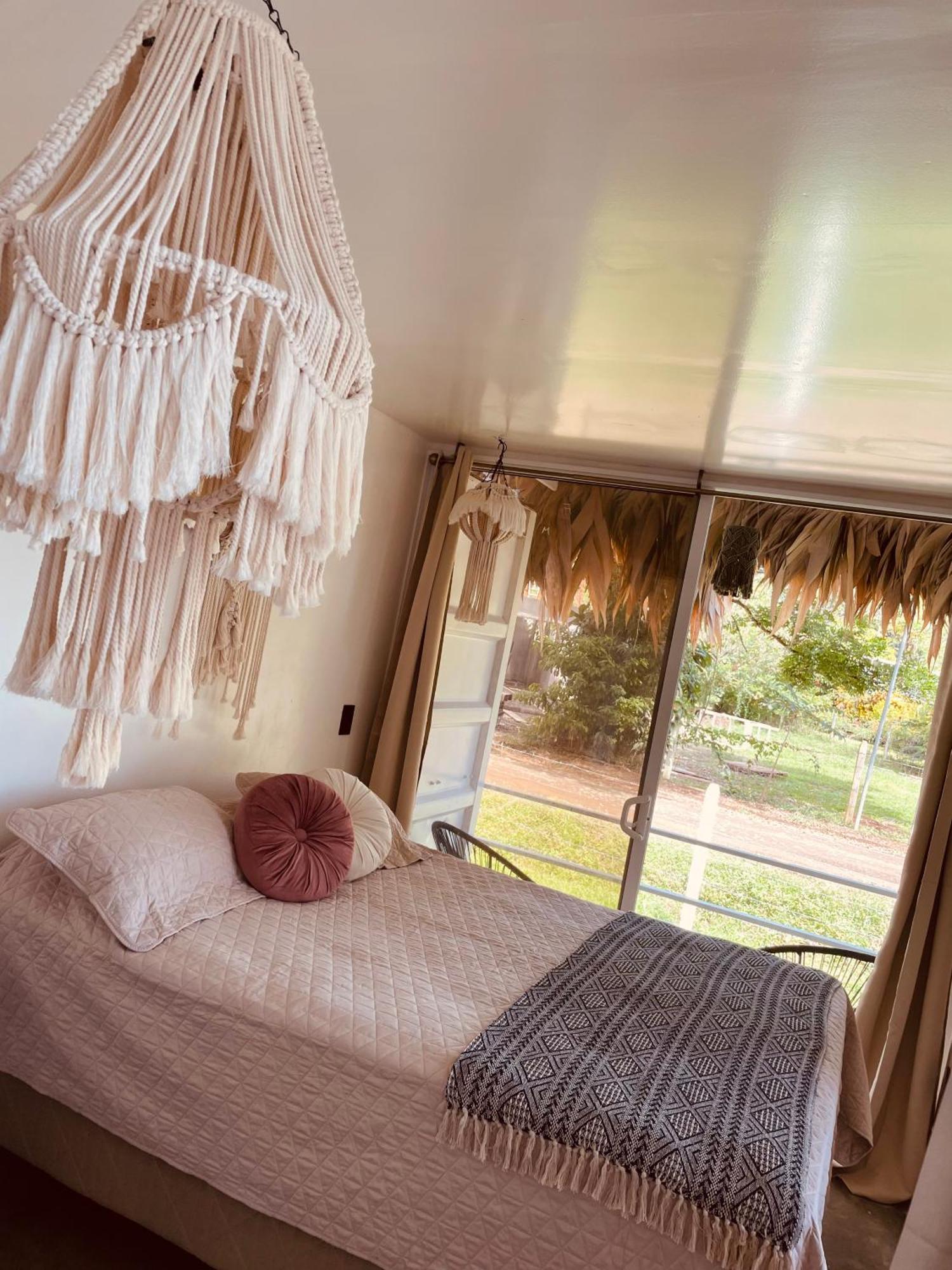 Bed and Breakfast Casa Luce à Puerto Viejo de Talamanca Extérieur photo